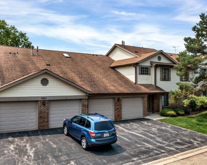 1621 W Quail Court Unit #1, Arlington Heights