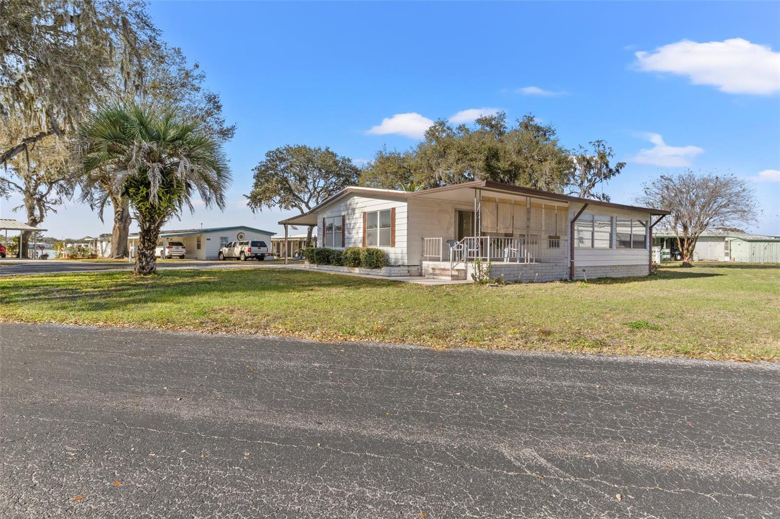 4600 6 Mile Pond Road, Zephyrhills, FL 33541, T3430081