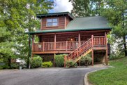 1671 Mountain Lodge Way, Sevierville image