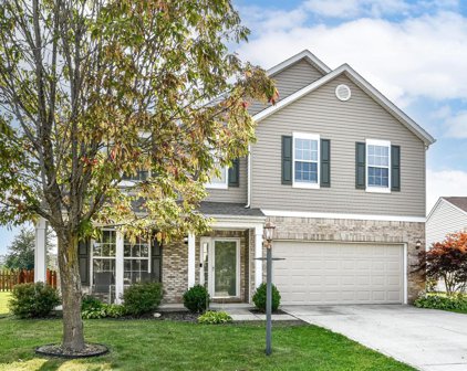 12133 Carriage Stone Drive, Fishers
