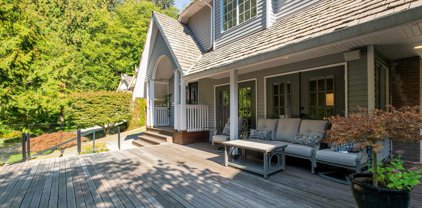 5625 Daffodil Lane, West Vancouver