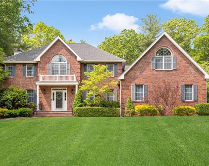1 Russell  Way, East Greenwich