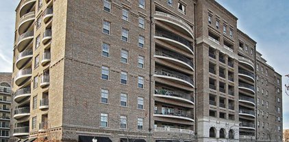 151 W Wing Street Unit #902, Arlington Heights