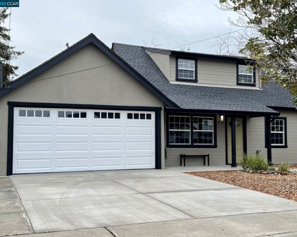 4154 Pickwick Dr, Concord