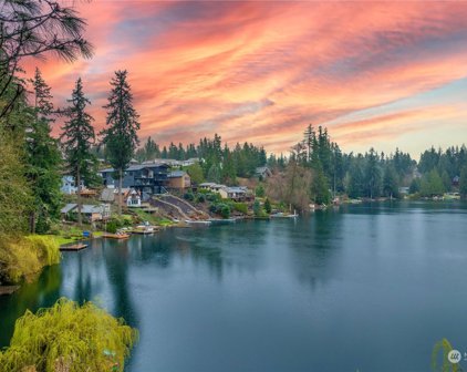 25607 E Lake Wilderness Drive SE, Maple Valley