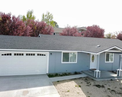 611 Wheeler Ave, Sunnyside