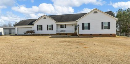 165 MOORES FARM DR, Inman
