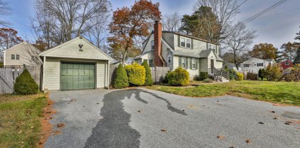 12 Olean Road, Burlington