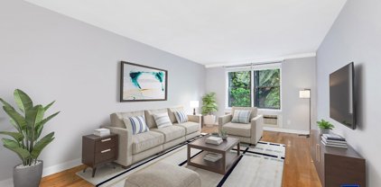 5235 Post  Road Unit 2-C, New York