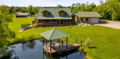 1318 Ballard Ct, La Grange