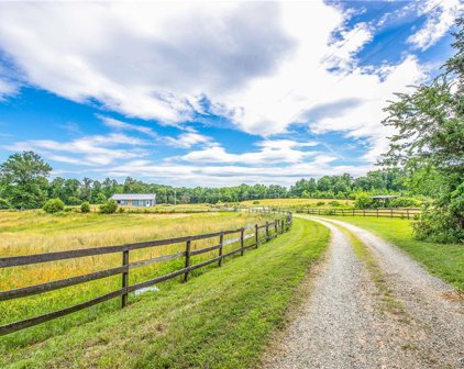 5320 Anderson Highway, Powhatan