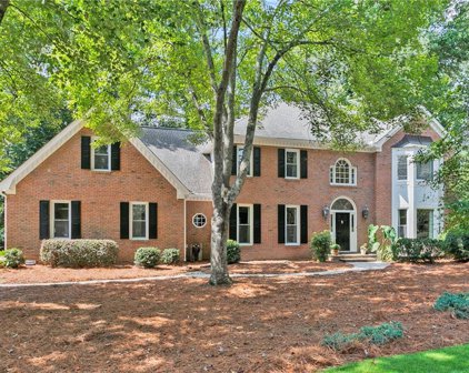 8210 Overview Court, Roswell