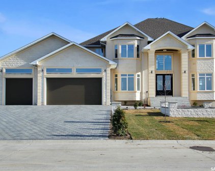 381 Spruce Creek  Crescent, Edenwold