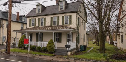 566 S Bethlehem Pike, Fort Washington