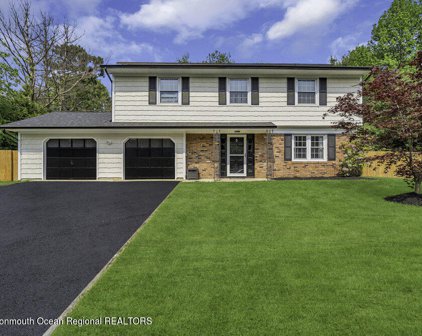 5 Pittsfield Road, Howell