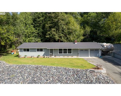 56594 PLEASANT HILL DR, Coquille