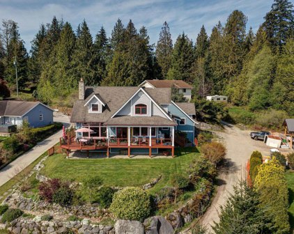 6373 N Gale Avenue, Sechelt