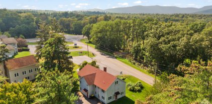35 Five Mile Woods Road, Catskill