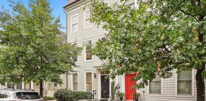 935 N Alfred St, Alexandria