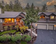 944 Nw Summit  Drive, Bend image