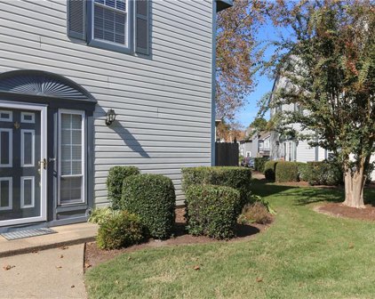 689 Oleander Circle, Southwest 1 Virginia Beach