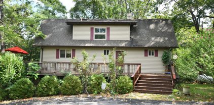 90 Stayman Turn Ct, Linden