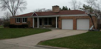 1019 N Highland, Arlington Heights