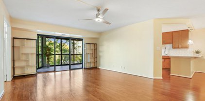 5904 Mount Eagle Dr Unit #401, Alexandria