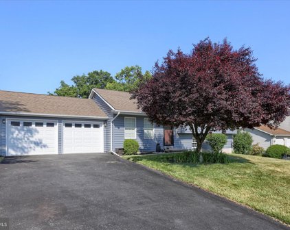 5 S Ben Hogan Dr, Etters