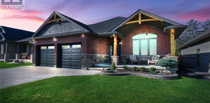 7 LINDSAY Crescent, Strathroy