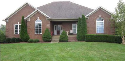 47 Plantation Dr, Shelbyville