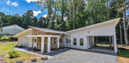 2 Crestview Dr, Stafford