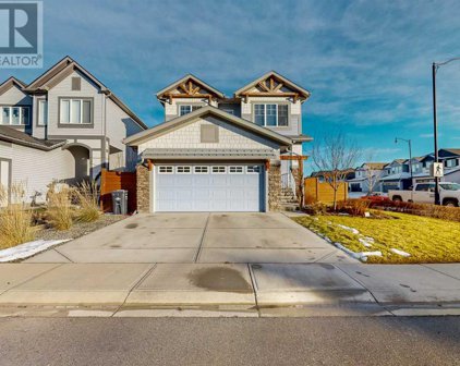 1718 Montgomery Gate Southeast, High River