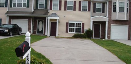 4868 Sierra Way, College Park