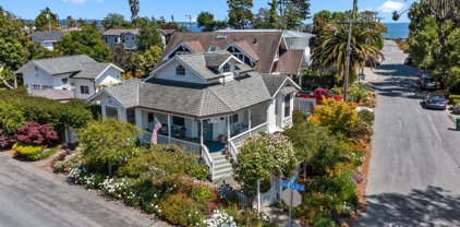 212 Hollister AVE, Capitola