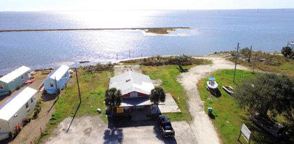 326 Patton Dr, Eastpoint