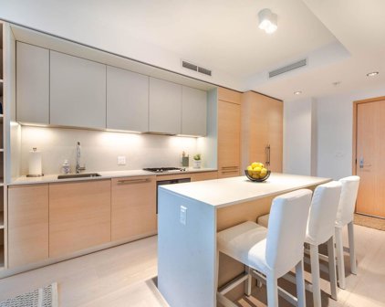 1289 Hornby Street Unit 3703, Vancouver