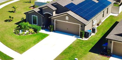 1564 Swan Lake Circle, Dundee