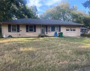 304 W Clark Street, Butler image