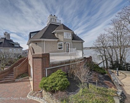 66B W Front Street, Red Bank