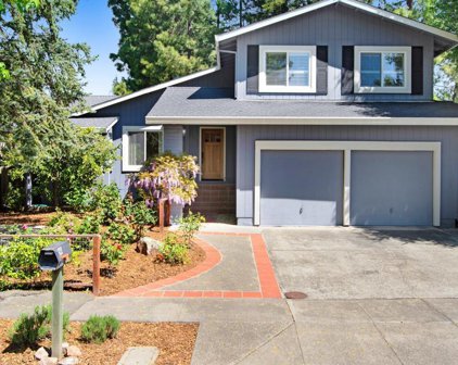 422 York Court, Sonoma