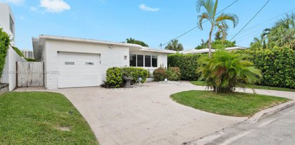 9541 Carlyle Ave Unit #HOUSE, Surfside
