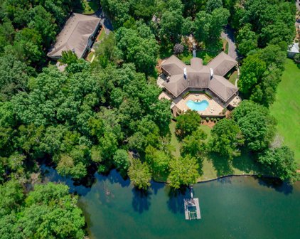 974 Old Chapin Road, Lexington