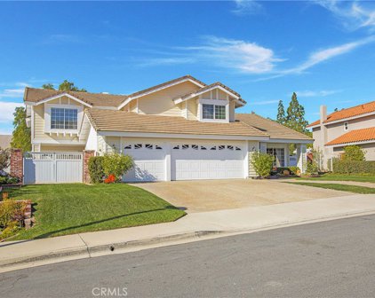 5175 Via Mariposa, Yorba Linda