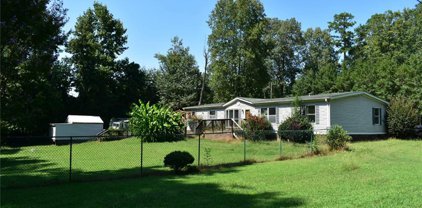 370 King Richard Drive, Lexington