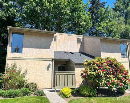 10040 NE 138th Place Unit #K2, Kirkland