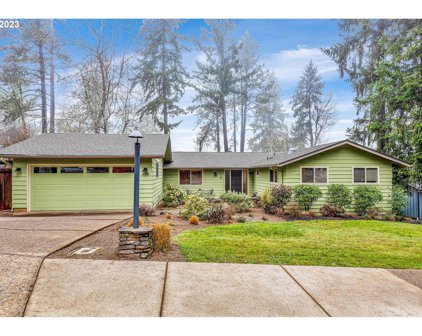 535 EMPRESS AVE, Eugene