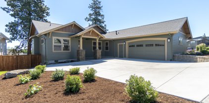 63114 Pikes  Court, Bend