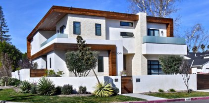 5049  Gaynor Ave, Encino