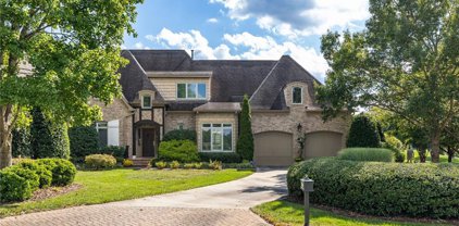 2 Creswell Court, Greensboro